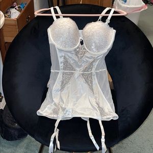 *NEW* Lingerie 36D